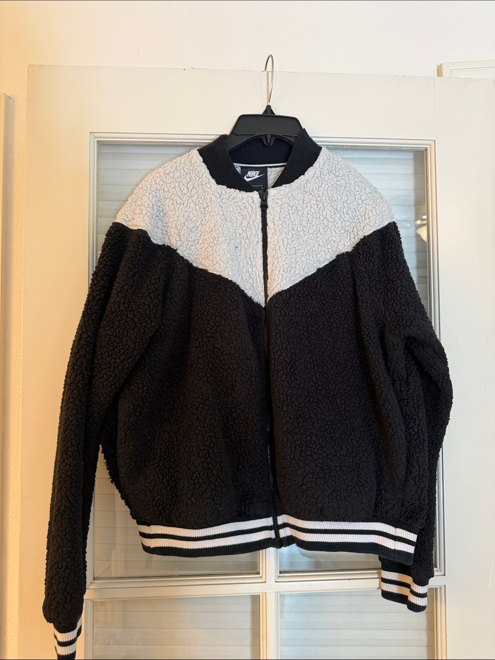 Nike Black & White Sherpa Chevron Zip Jacket
